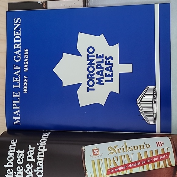 *closet clearout*2/$20 Vintage Oct 1970 - Maple Leaf Gardens Sports Magazine EUC - Picture 4 of 5